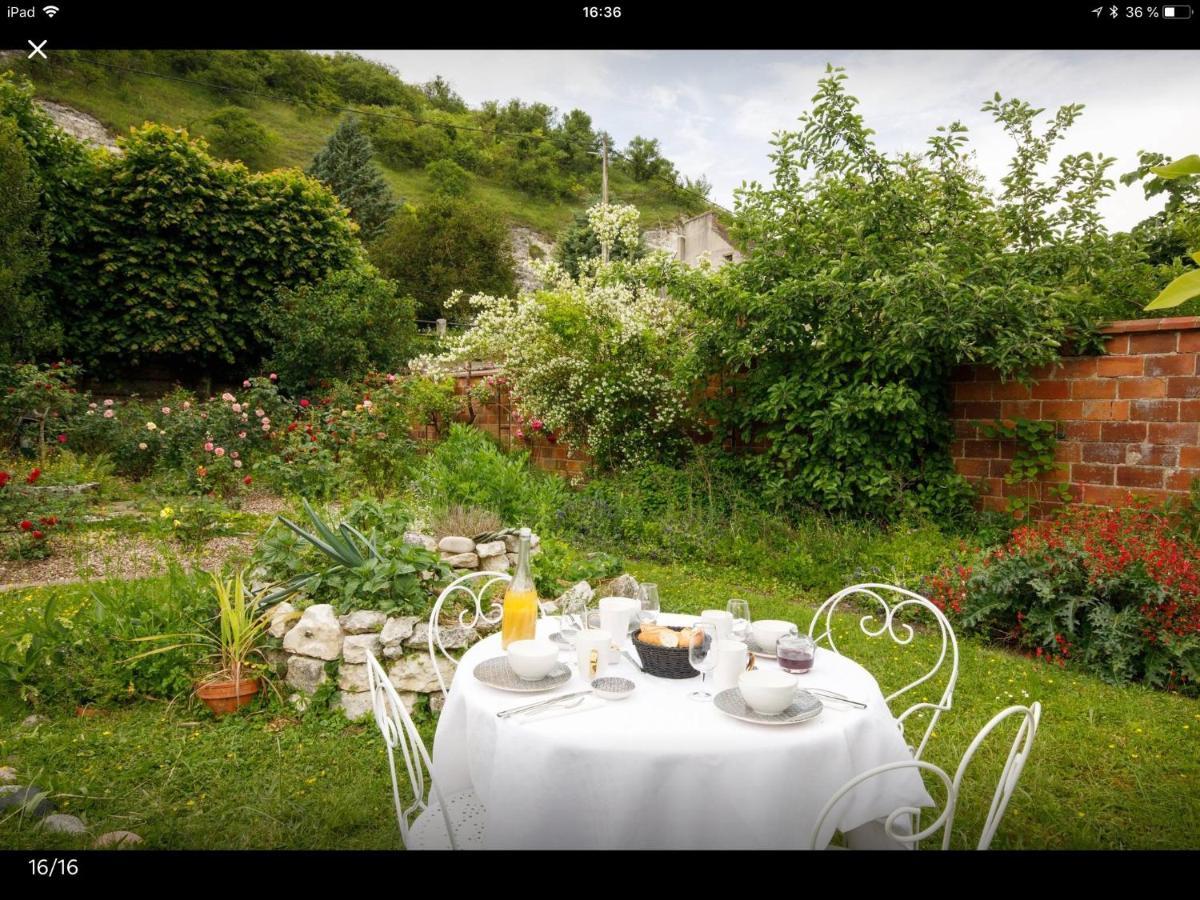 Les Papouz Bed & Breakfast Gommecourt Екстериор снимка